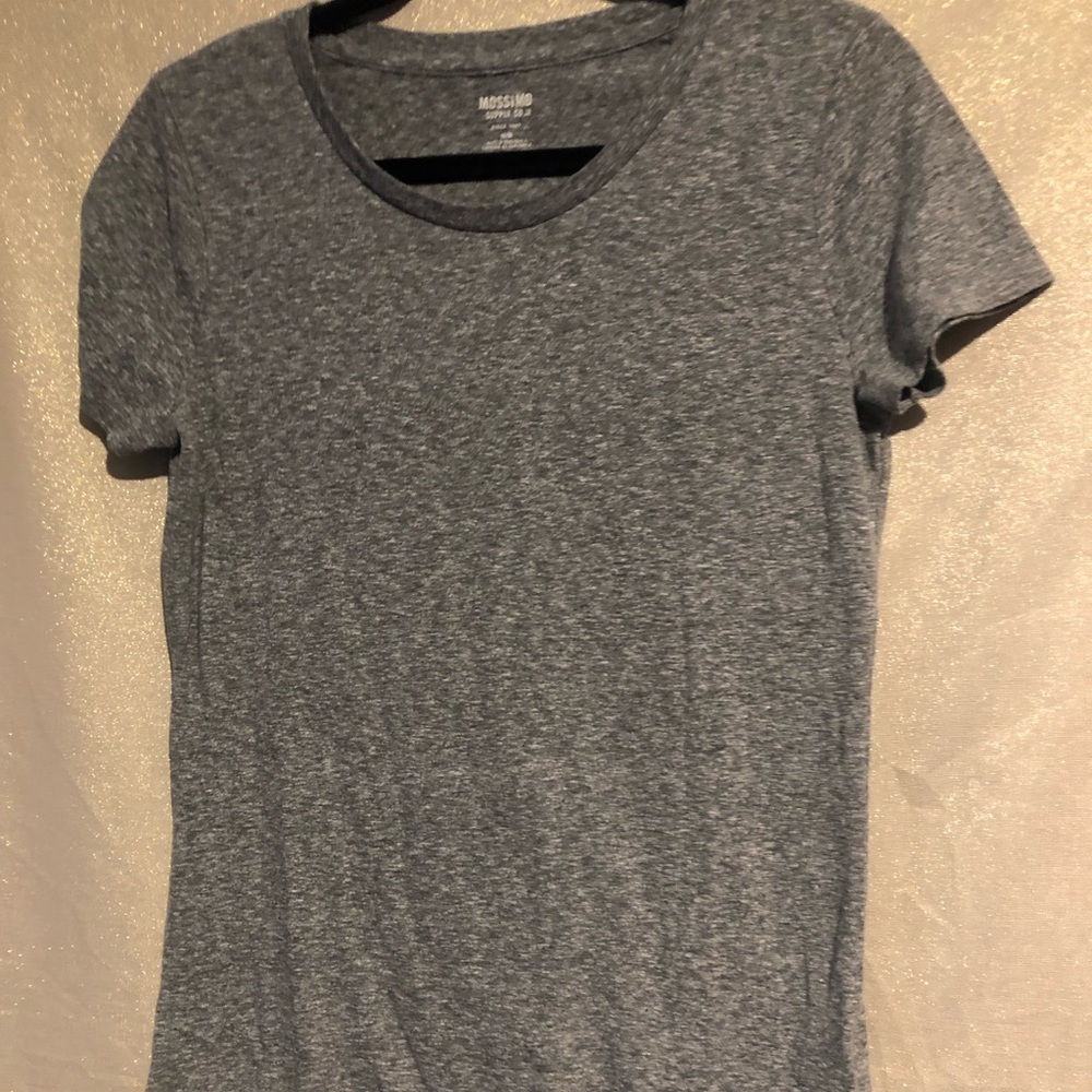 Mossimo tee shirt bundle!